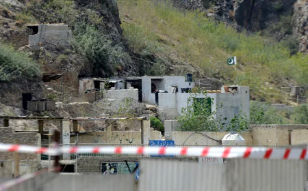 Büyük çatışma alarmı! Afganistan ve Pakistan’daki üsler saldırıya uğradı