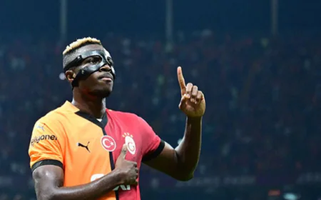 Osimhen transferinde flaş detay! Sözleşmesindeki madde Milan’ı sarstı