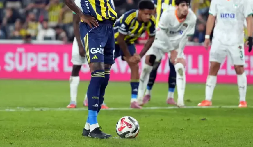 Süper Lig'in ilk 8 haftasında en çok penaltı kazanan Fenerbahçe oldu