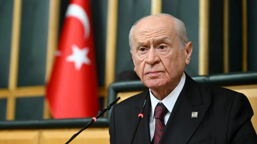 Bahçeli’nin Dervişoğlu sözleri yankı uyandırdı: Dakikalarca alkışlandı